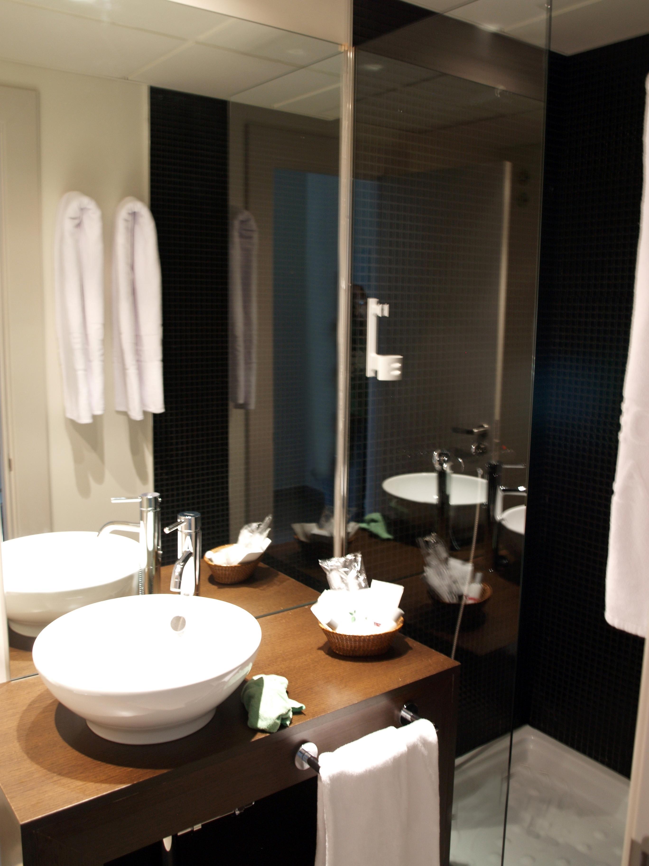 Eco Alcala Suites Madrid Værelse billede