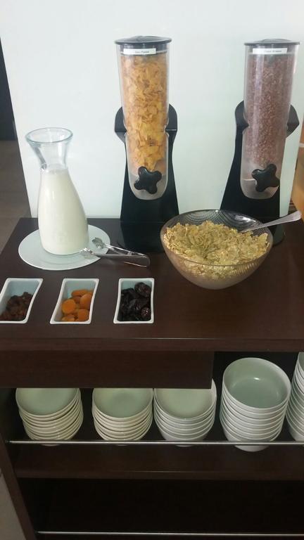 Eco Alcala Suites Madrid Eksteriør billede