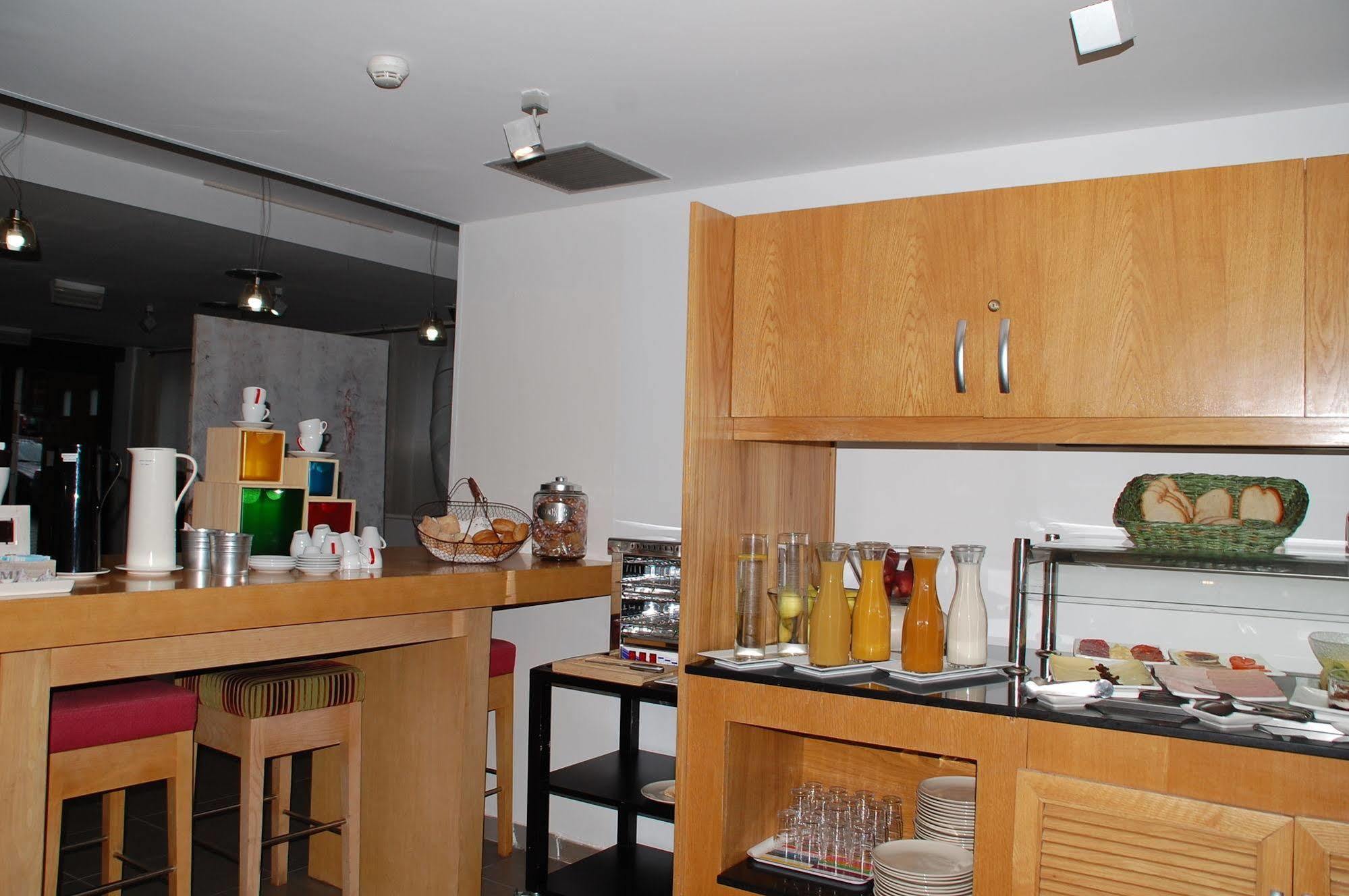 Eco Alcala Suites Madrid Eksteriør billede
