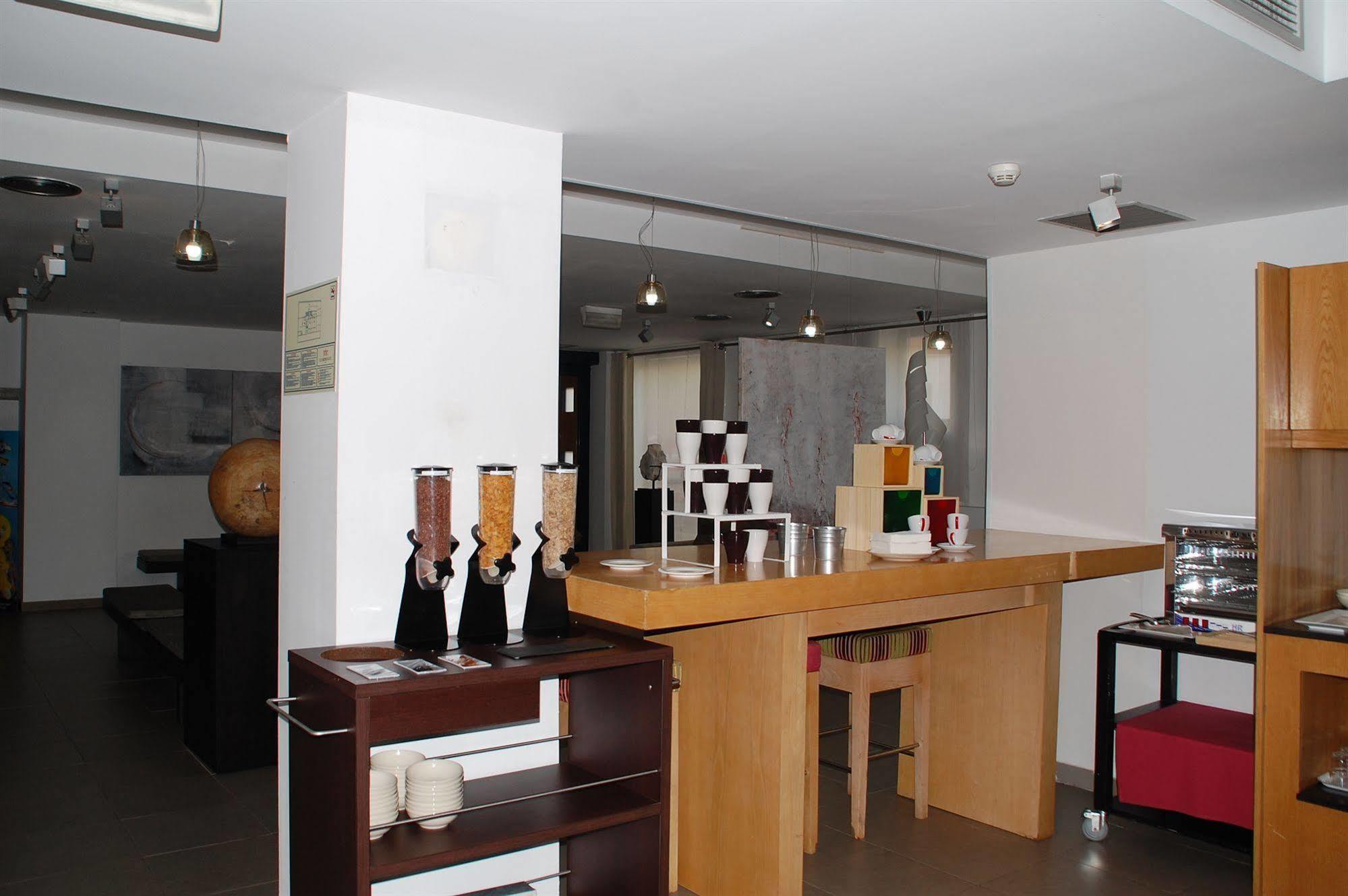 Eco Alcala Suites Madrid Eksteriør billede